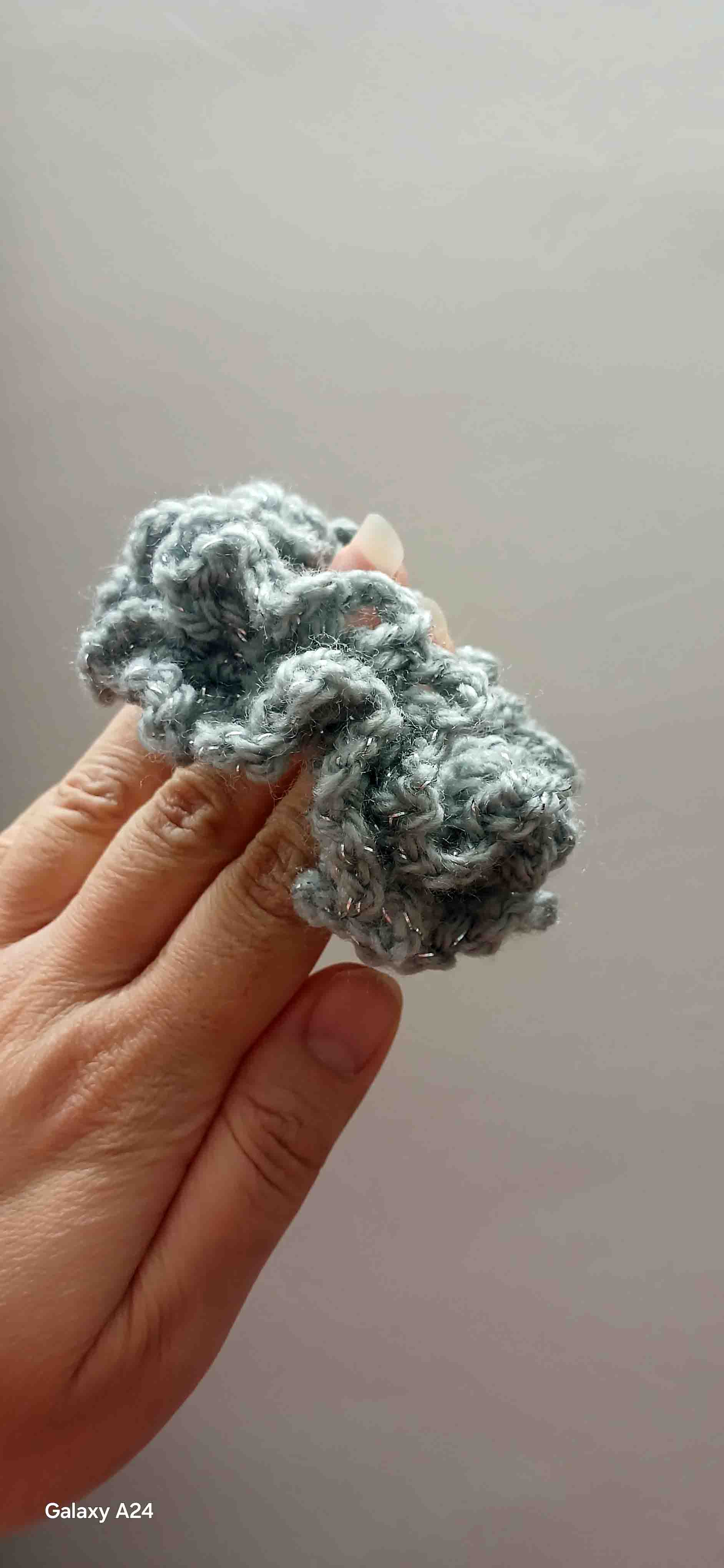 طوسی نقره ای